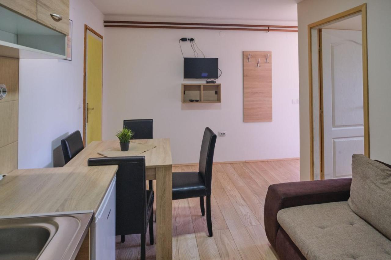 Apartmani Tvins Сокобаня Екстер'єр фото